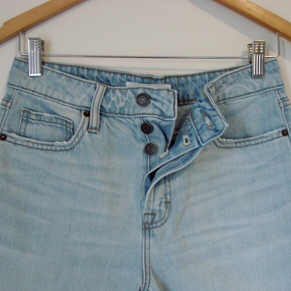 Distressed Mom Jean Shorts Hidden California Denim Light Wash Raw Hem Size Small - Picture 3 of 13
